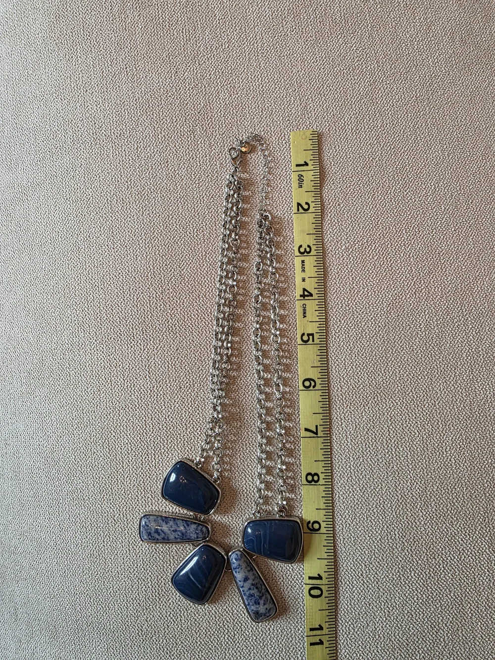 Vintage C 1946 Silver Tone Blue Stone Statement Necklace Chunky Bib Style - Picture 6 of 7